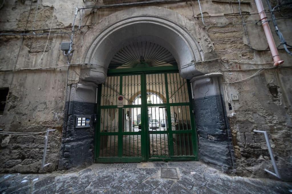 Home Nonna Sabina - Centro Storico Napoli Dış mekan fotoğraf